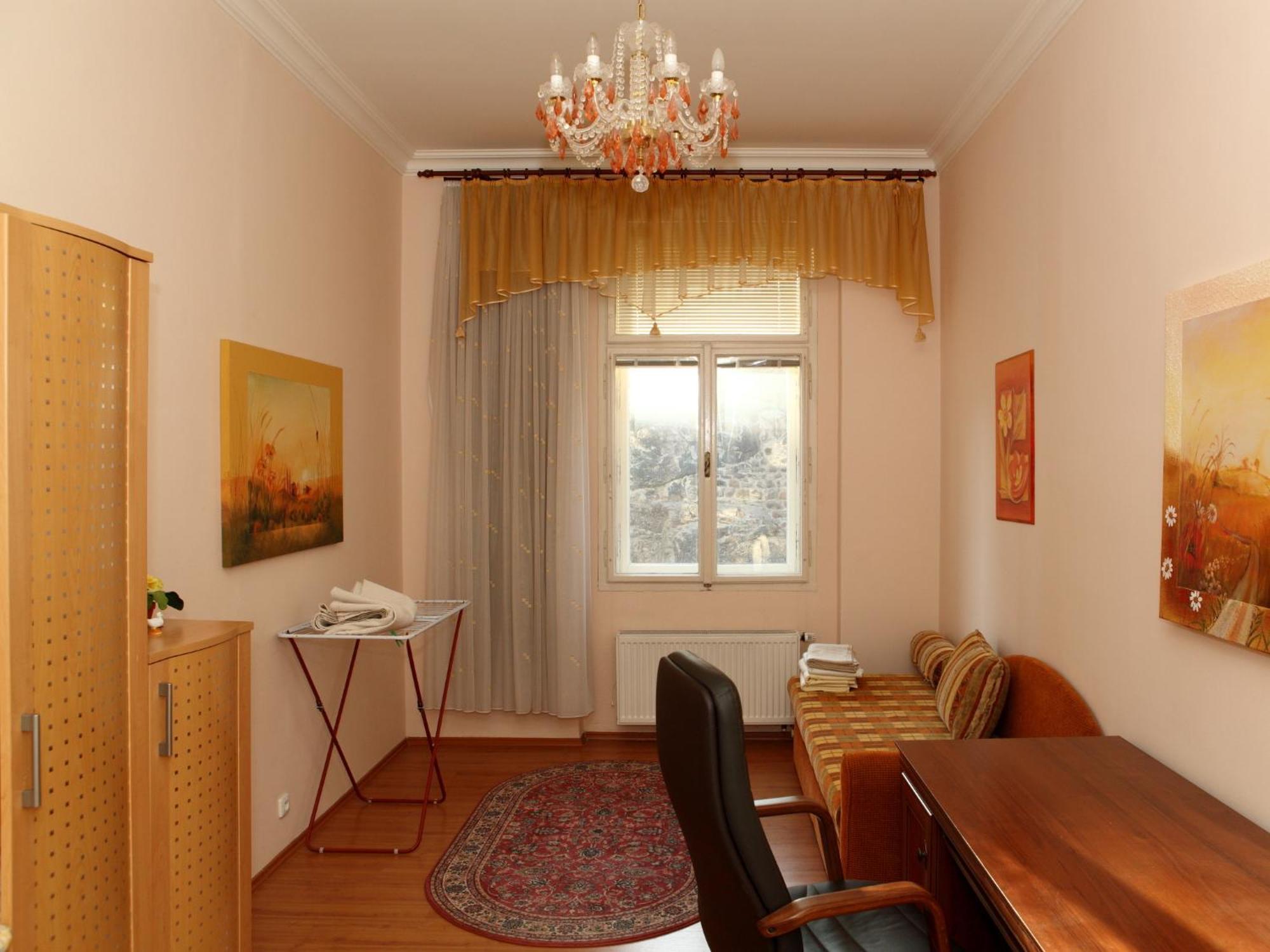 קרלובי וארי 7K - Apartmany Lazenska מראה חיצוני תמונה